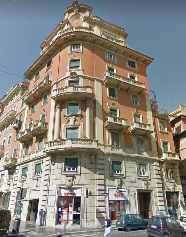 Bed and Breakfast La Capitale Roma Esterno foto