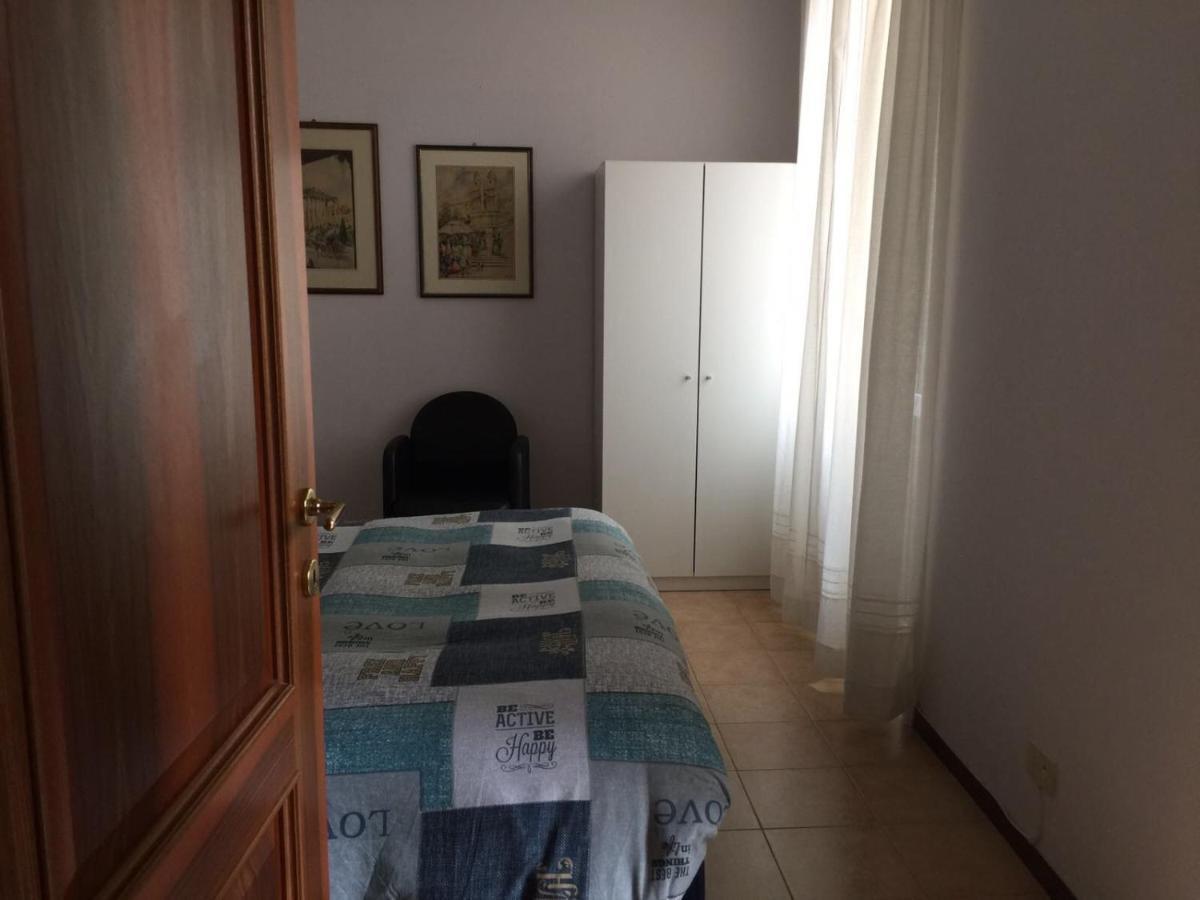 Bed and Breakfast La Capitale Roma Esterno foto