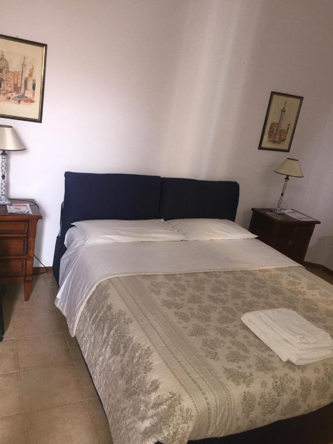 Bed and Breakfast La Capitale Roma Esterno foto
